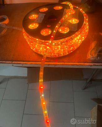 Tubo led natalizio