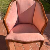 Poltroncina camera vintage rosa
