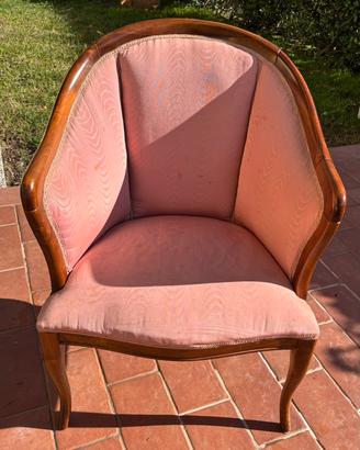 Poltroncina camera vintage rosa