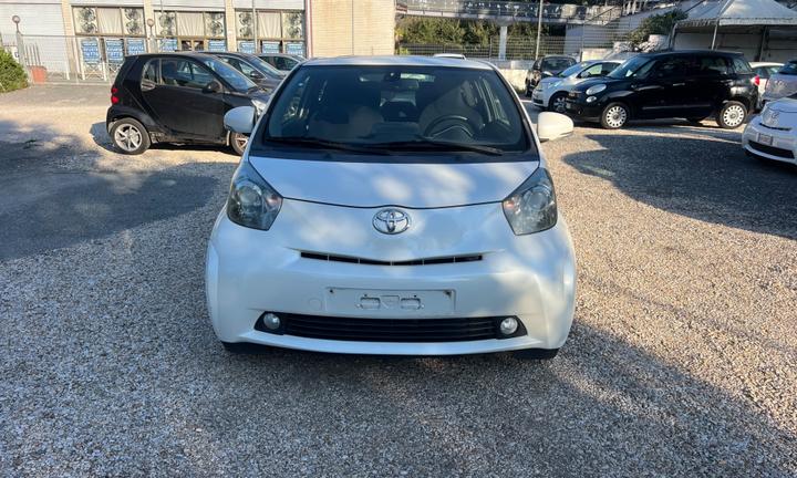 Toyota iQ 1.0 High