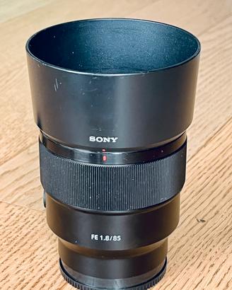 SONY 85mm FE f1.8