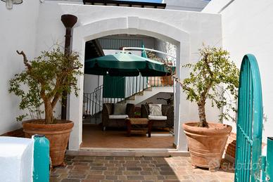 Villa in nuovo e stupendo villaggio turistico