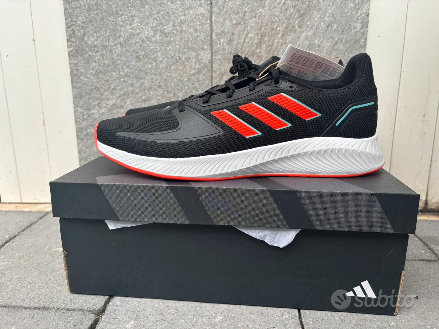 Scarpe Adidas 44 Abbigliamento e Accessori In vendita a Pescara