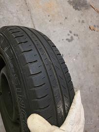 Cerchi in ferro con gomma estiva fiat panda 2011