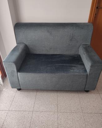  Divano due posti in velluto Verde 