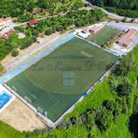 Terreno con Impianto di Centro Sportivo