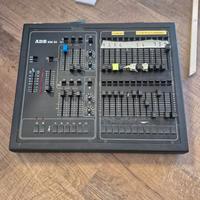 MIXER E AMPLIFICATORE AUDIO CONSOLE LUCI