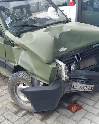 Fiat panda incidenta