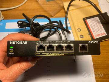 NETGEAR GS305P Versione PoE