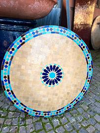 Tavolo in mosaico