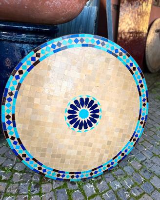 Tavolo in mosaico