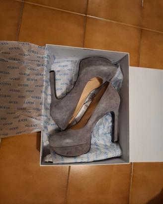 Scarpe con tacco Guess