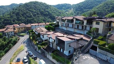 Casa indipendente di 120 m² con 3 locali e box aut