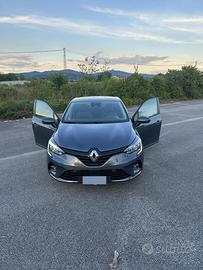 Renault Clio 1000 cc  101 cv