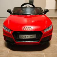 auto elettrica Audi bimbo 