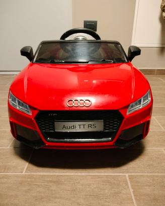 auto elettrica Audi bimbo 