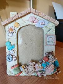 Cornice per foto a forma di casetta