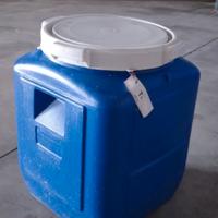 Fustini in plastica usati