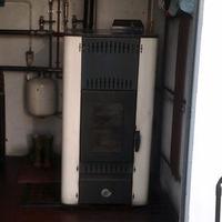 TERMO STUFA  MOD. ATHENA A PELLETS