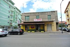 Casa indipendente con corte privata