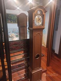 Orologio a pendolo Tempus Fugit in legno