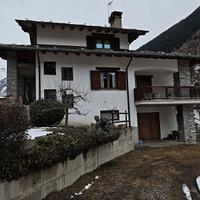 Valpelline centro - Villino 2 appartamenti + altro