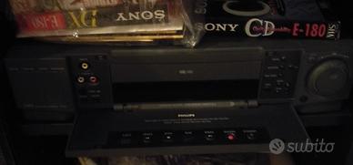 Videoregistratore - VHS
