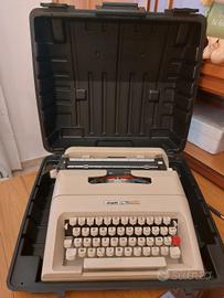 Macchina da scrivere OLIVETTI   LETTERA 35