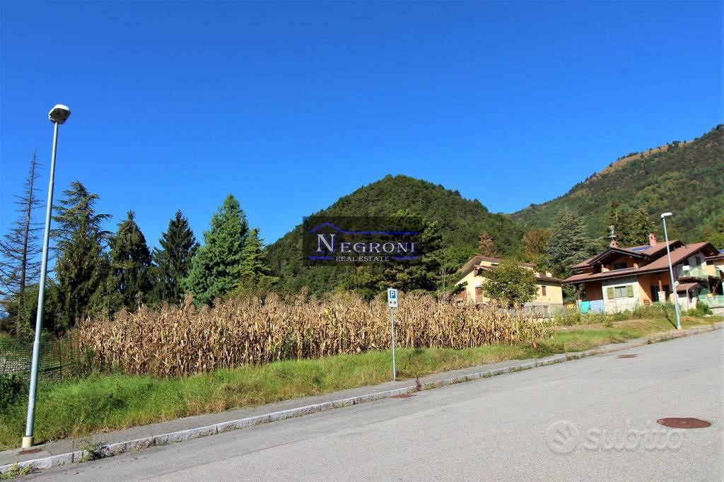 Terreno di 550 m² a Rovetta - Vista 2