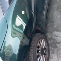 Parafango anteriore sinistro FIAT 500L anno 2014