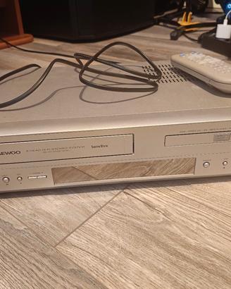 Lettore DVD e VHS Daewoo SD-7400