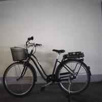  bici elettrica da città da donna