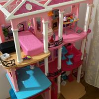 Casa Barbie grandissima con piacina e scensore
