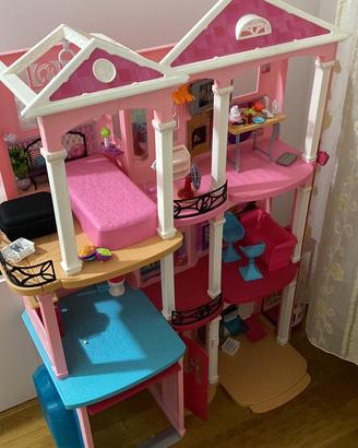 Casa Barbie grandissima con piacina e scensore