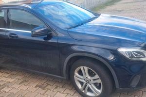 Mercedes GLA automatica