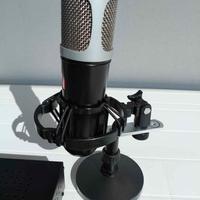 Microfono Behringer T-47