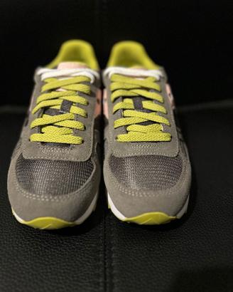 SAUCONY SHADOW 1108-672 GRIGIO ROSA GREY 38