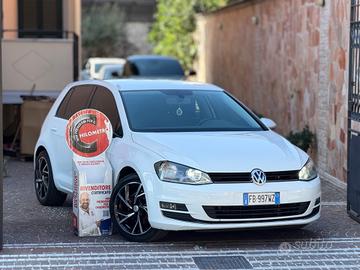 Volkswagen Golf 1.6 TDI 110 CV 5p. Highline BlueMo