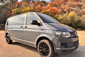 Volkswagen T6. 9 posti  