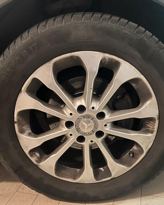 4 gomme piu cerchi mercedes da 16” ( GLA 2015 )