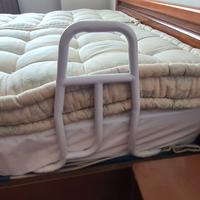 barra di supporto per agevolare anziani 