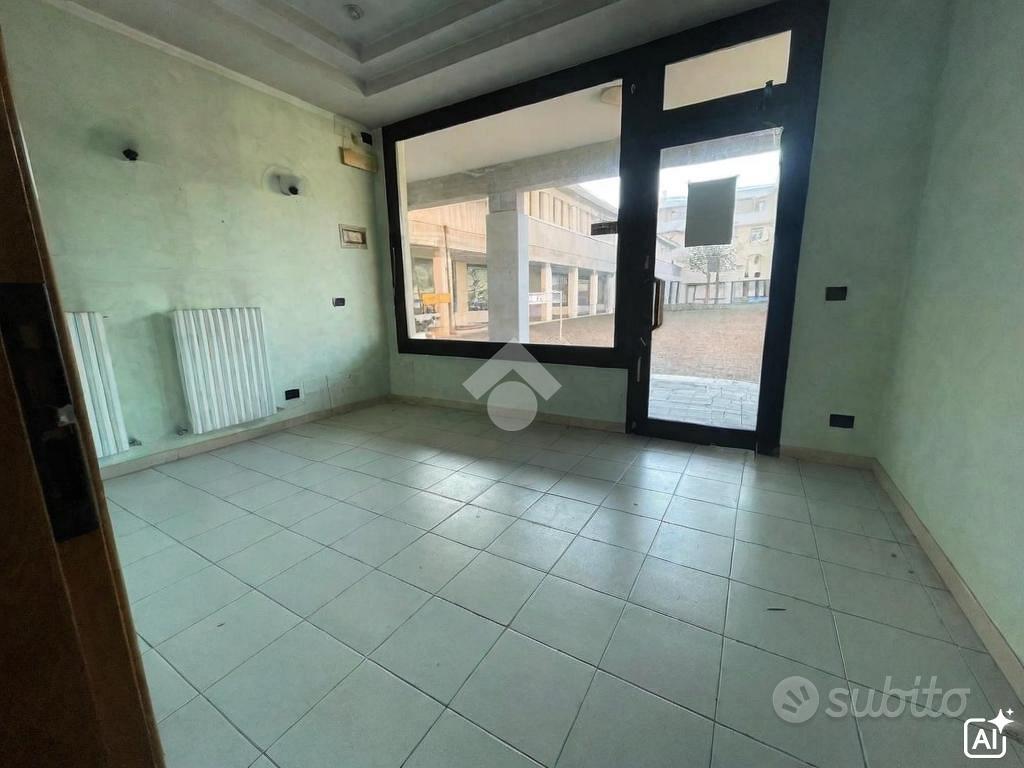 NEGOZIO A MIRANO - Vista 4