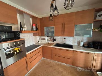 Cucina scavolini angolare ciliegio