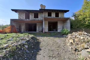 Rif.1210| bifamiliare ferriere