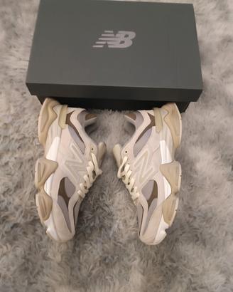 Scarpe New Balance 9060 vestibilità n. 41