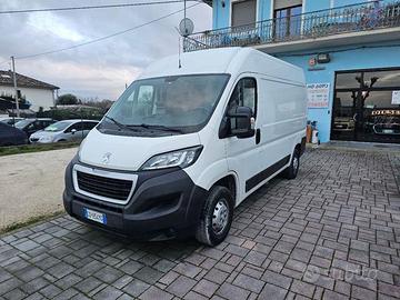 PEUGEOT Boxer 330 2.2 BlueHDi 140 S&S PM-TM Furg