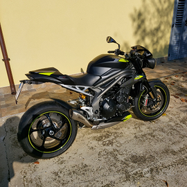 Triumph speed triple 1050 RS