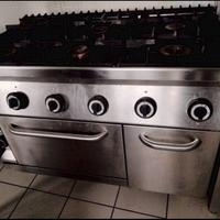 Cucina a gas 6 fuochi con forno