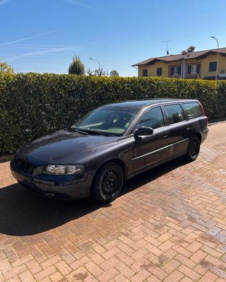 Volvo V70 Mk2 T5 2.3 turbo 250cv Asi gpl
