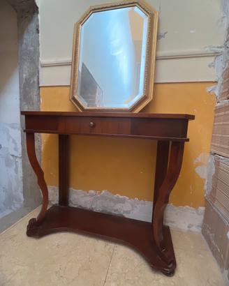 Consolle in legno con specchio